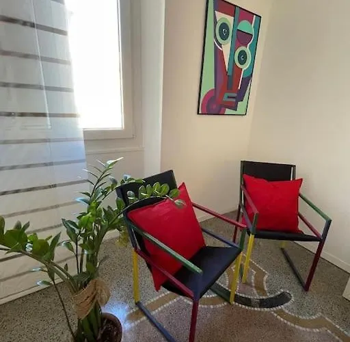 All\'Otto Nel Cuore Della Citta