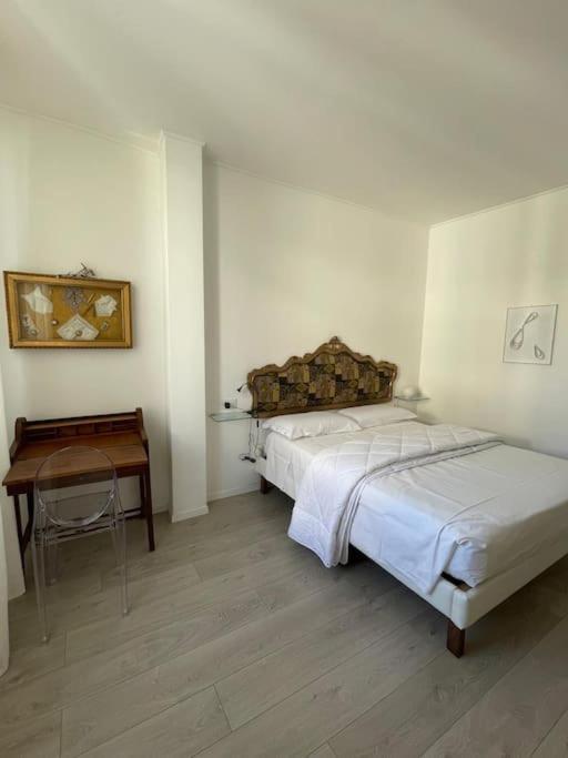 All'otto Nel Cuore Della Citta Savona